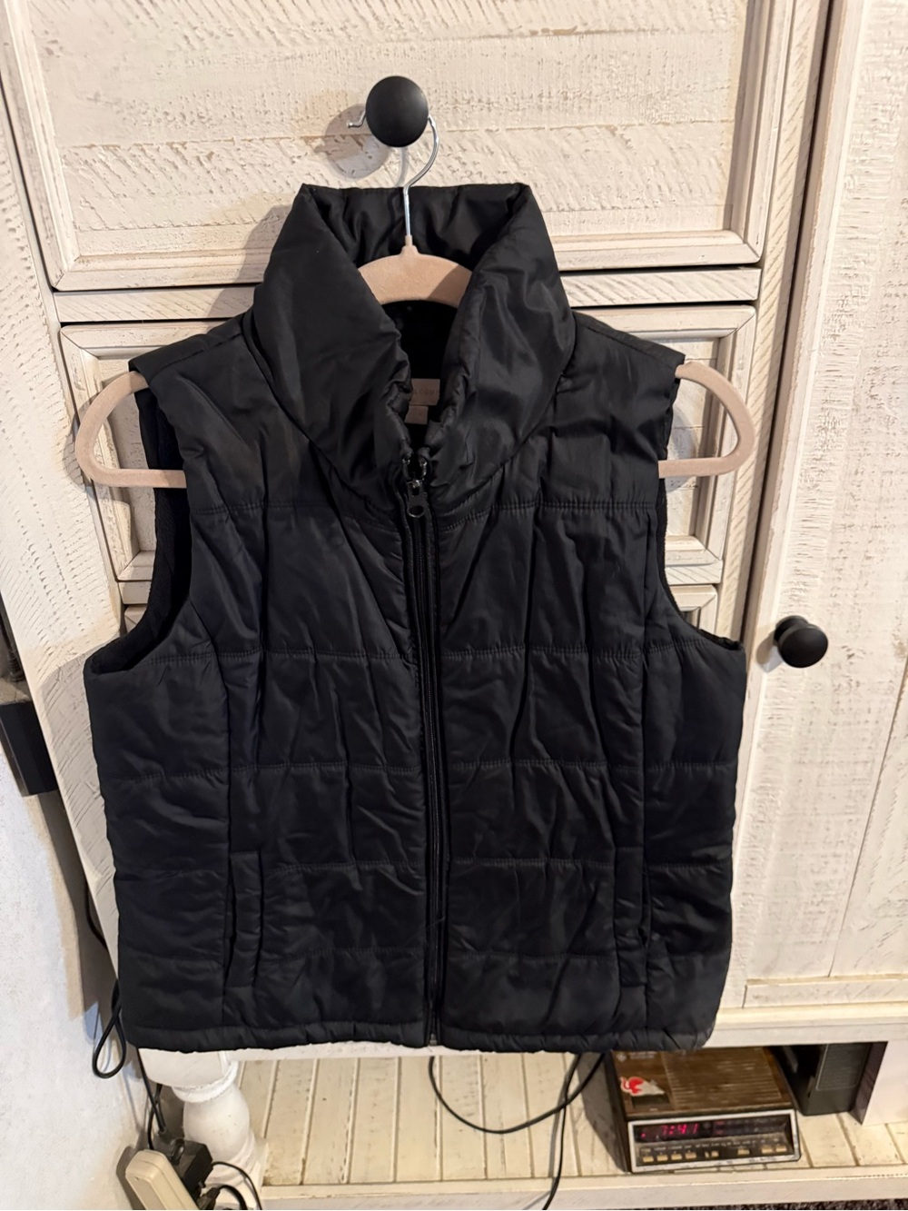 New York & Company Black Quilted Sleeveless Puffer Vest